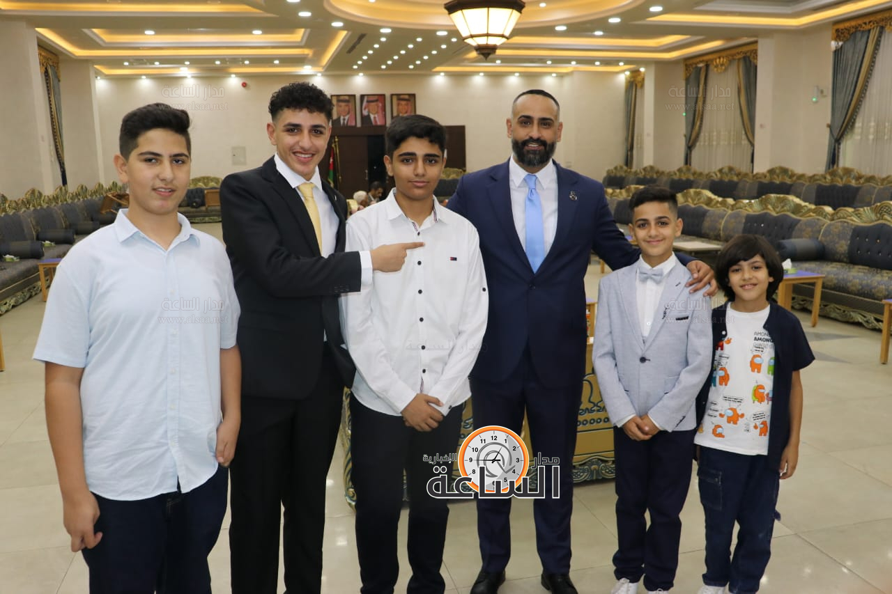 Madar Al-Saa Images 0.7249327107397543