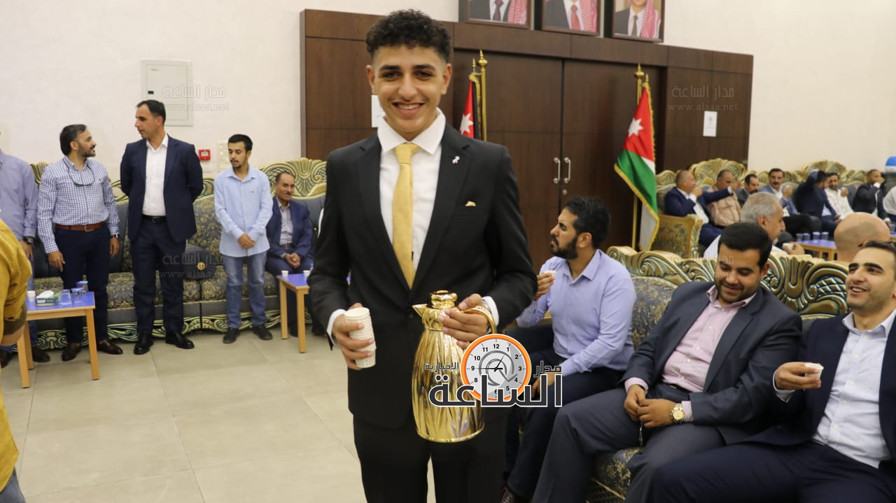 Madar Al-Saa Images 0.7024290163776157