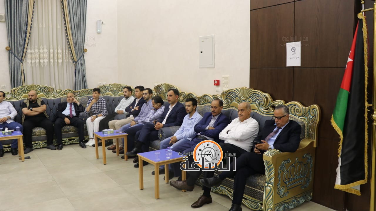 Madar Al-Saa Images 0.9061896361326052