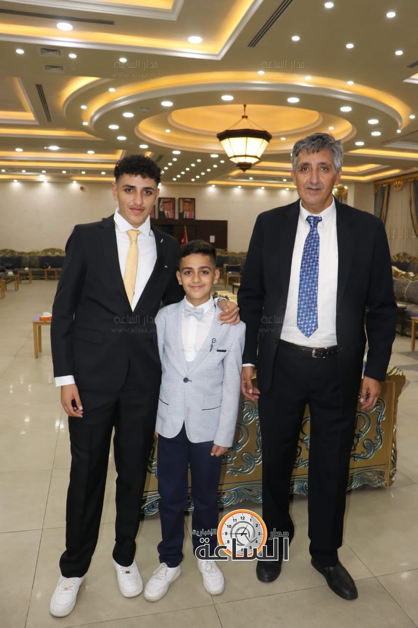 Madar Al-Saa Images 0.8979947831280208