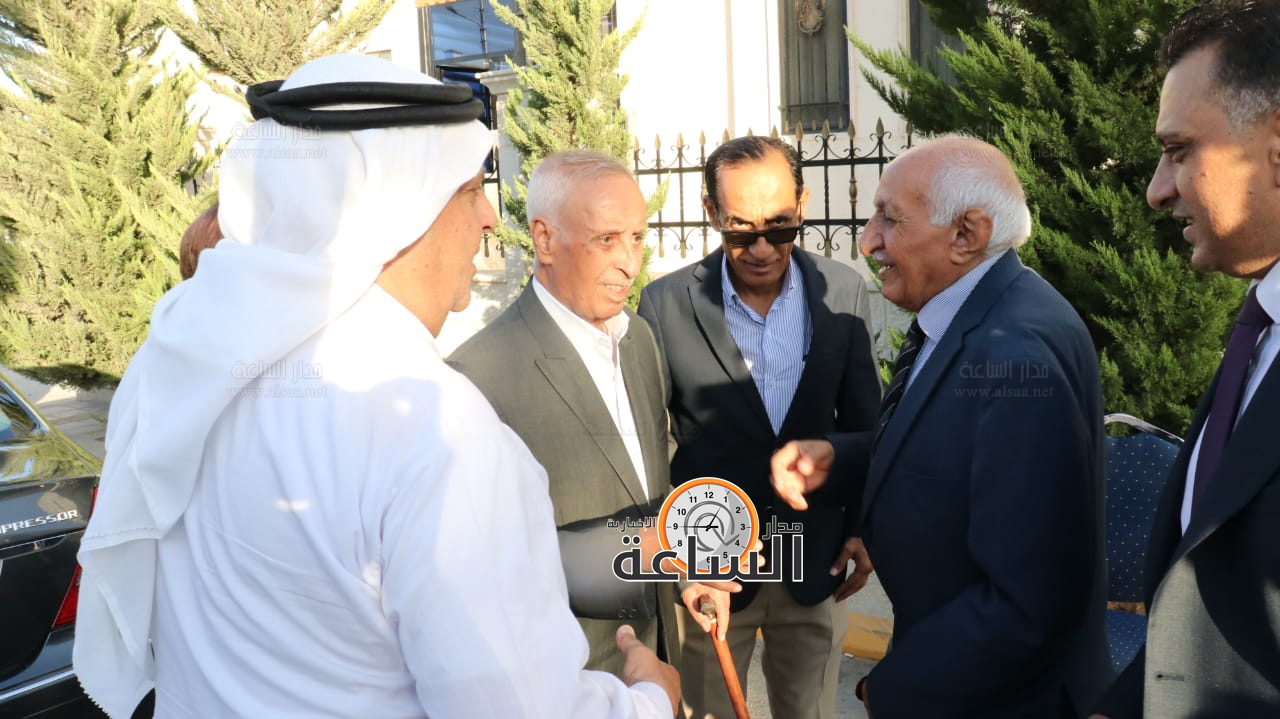 Madar Al-Saa Images 0.3718768250630611