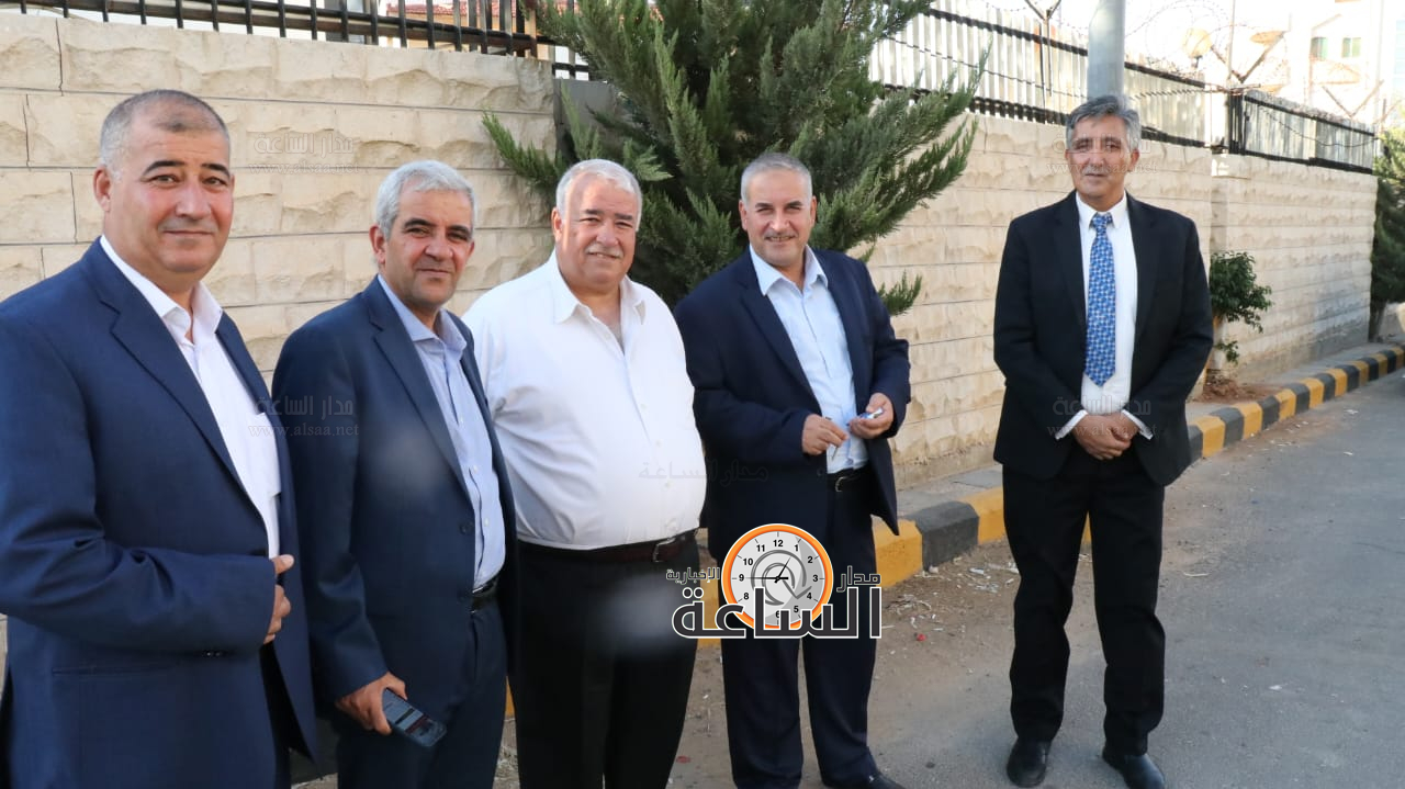 Madar Al-Saa Images 0.1227325034826785