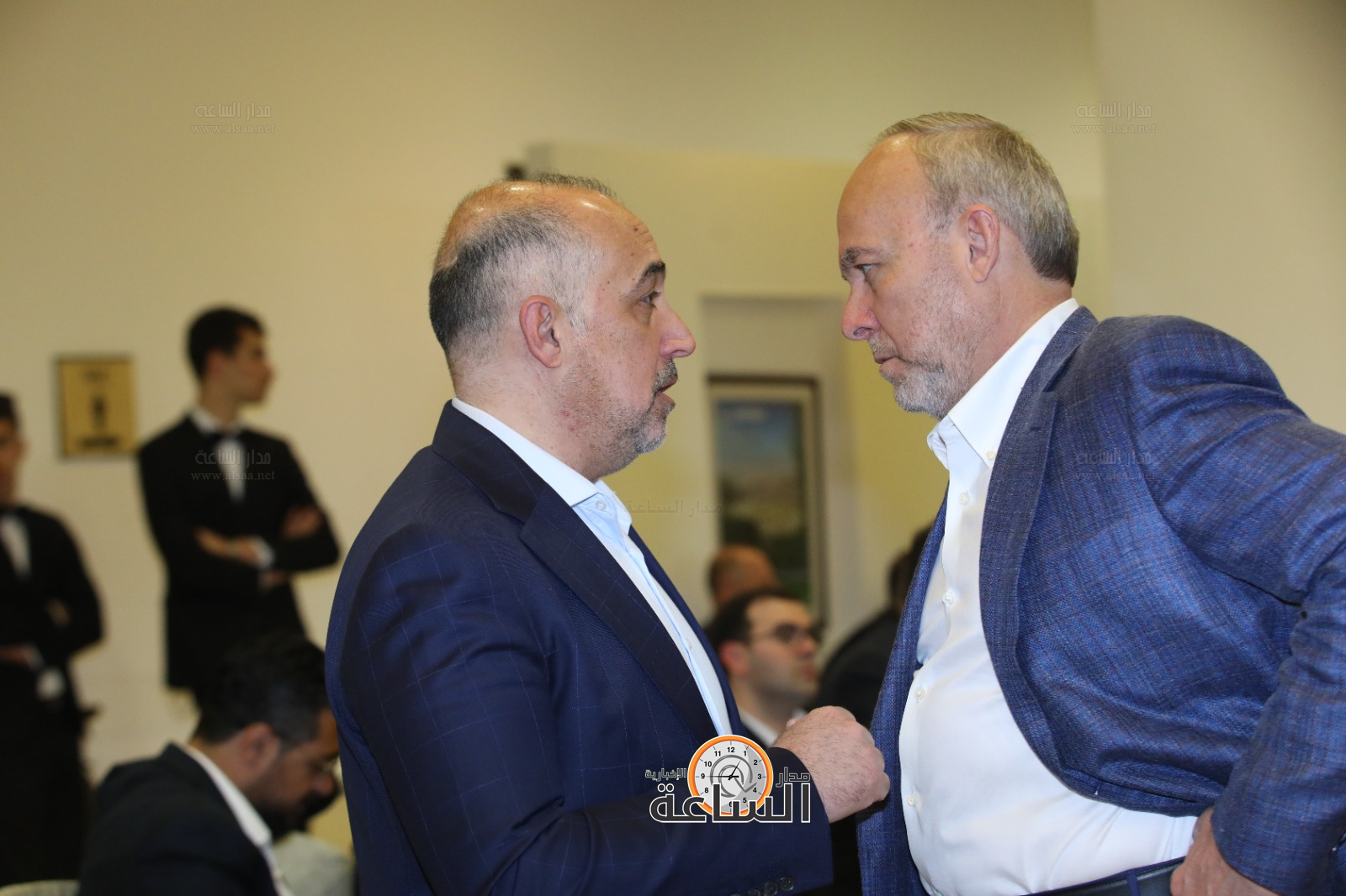 Madar Al-Saa Images 0.6010118893937269