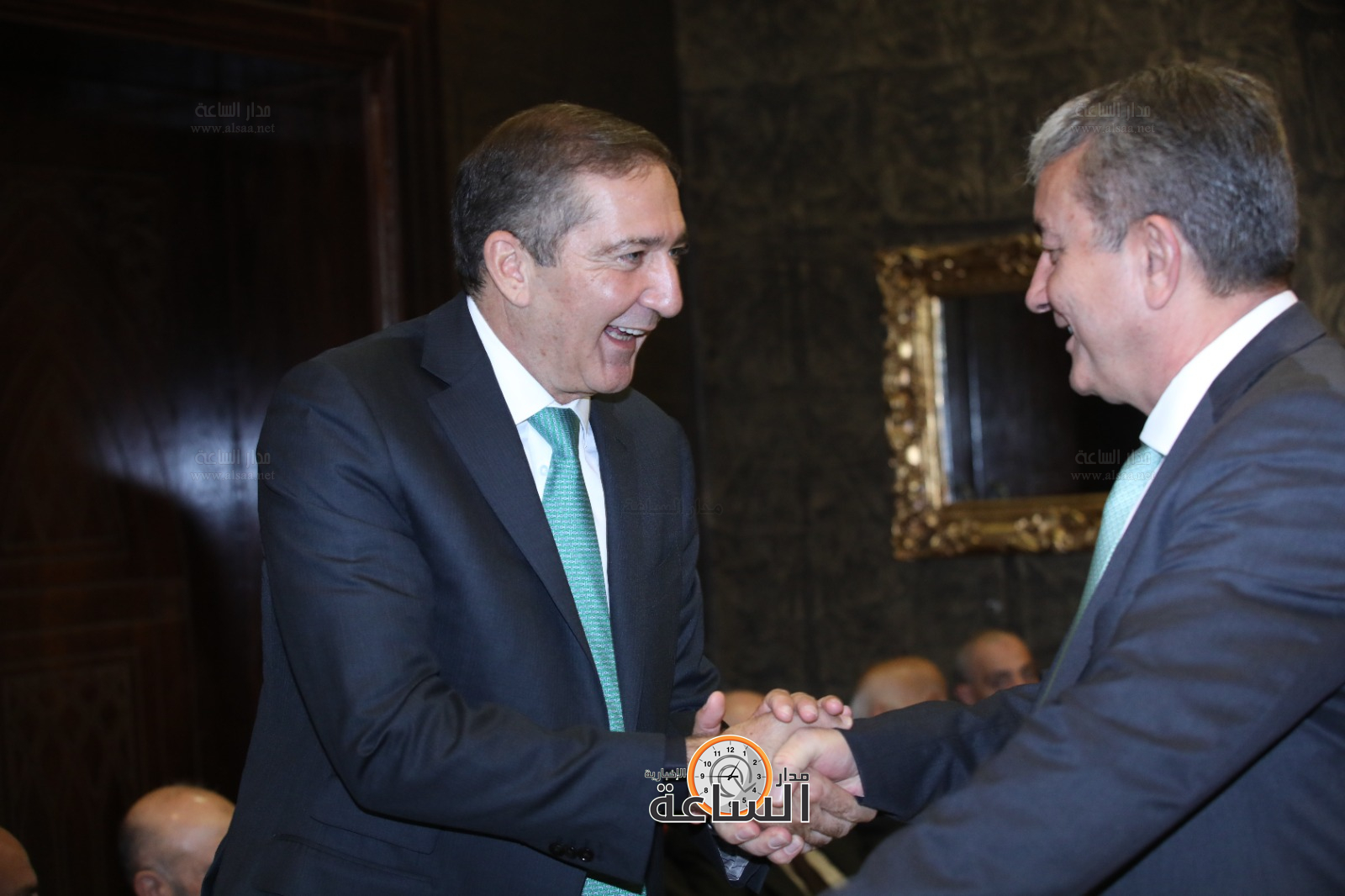 Madar Al-Saa Images 0.017171526821812888