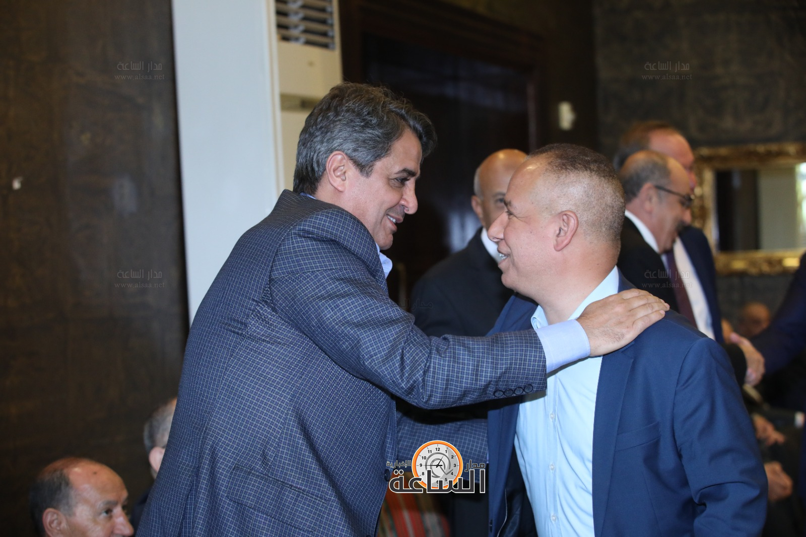 Madar Al-Saa Images 0.35853090414461875