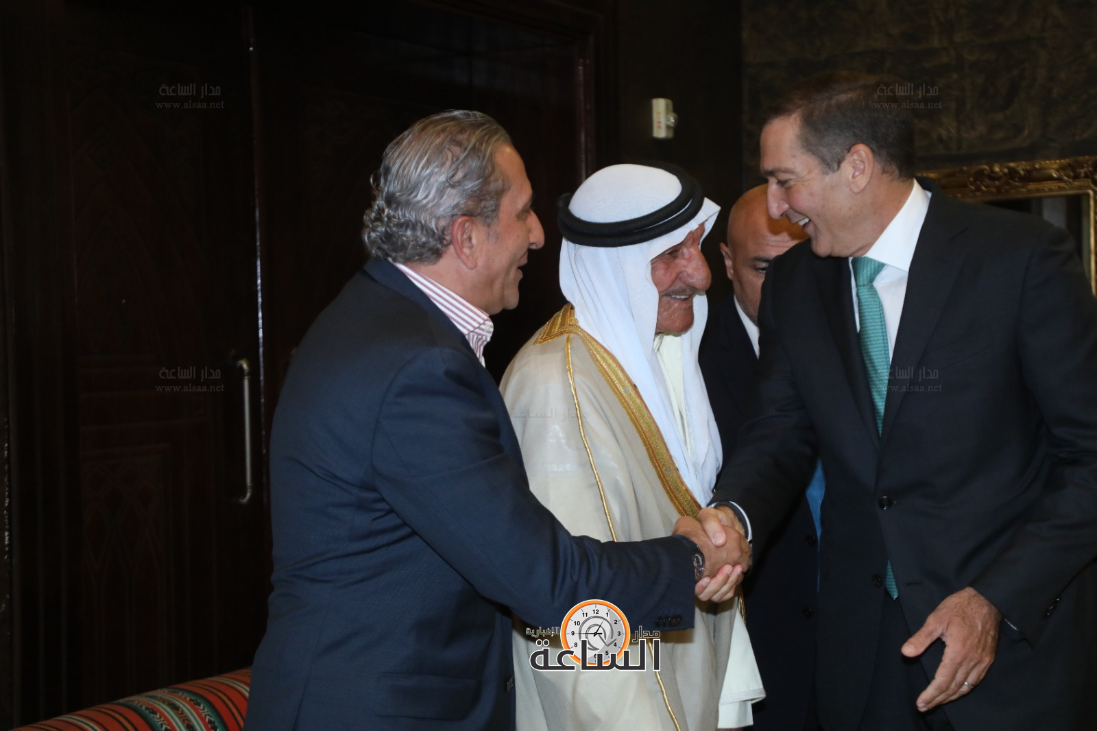 Madar Al-Saa Images 0.15833122304991942