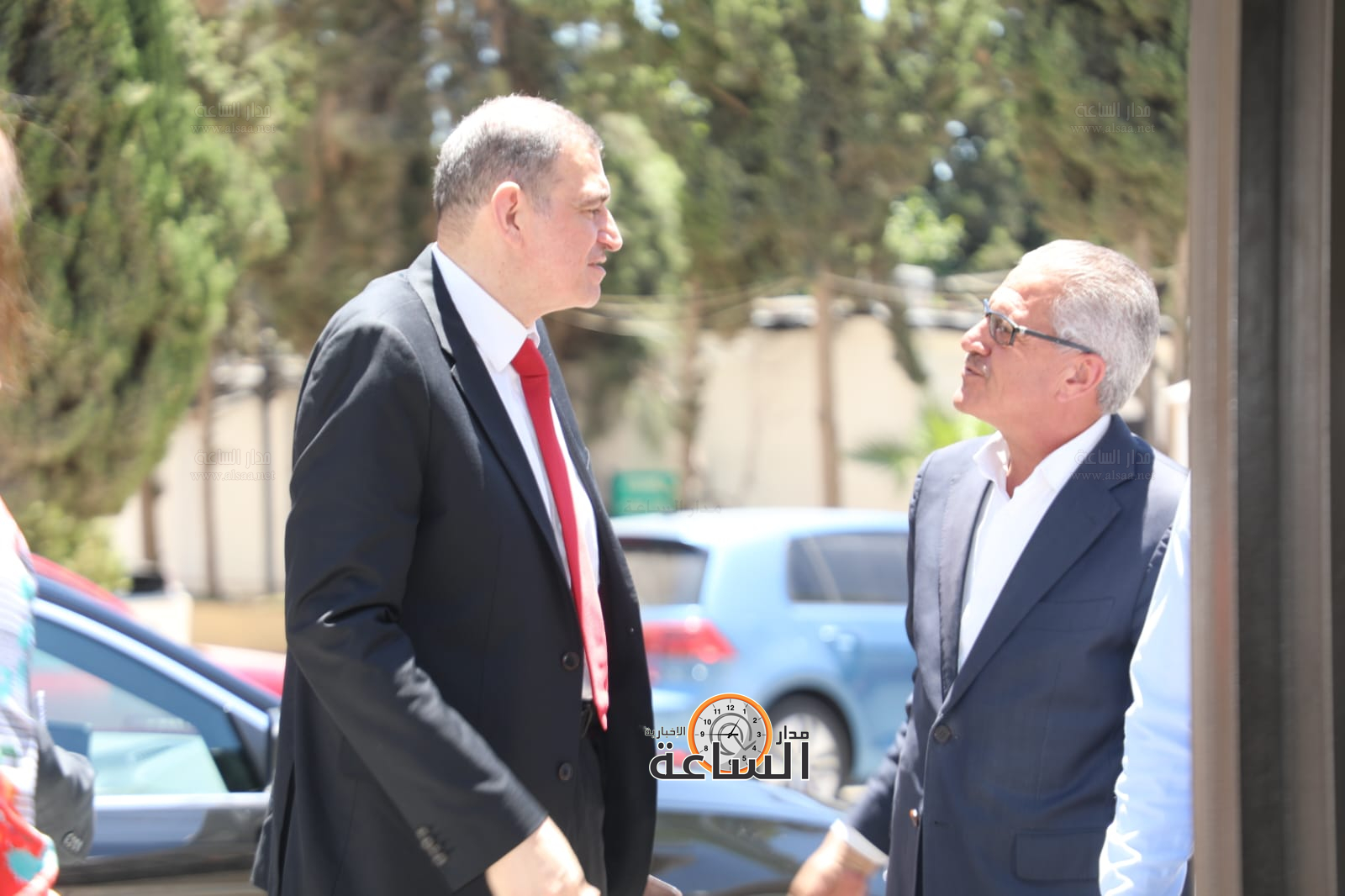 Madar Al-Saa Images 0.7200619167415925