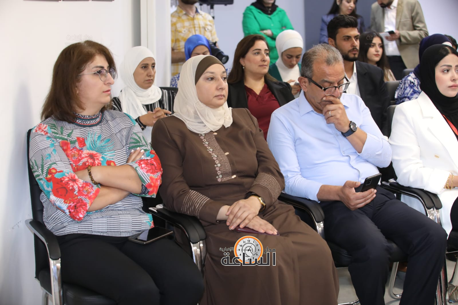 Madar Al-Saa Images 0.09185369195058612