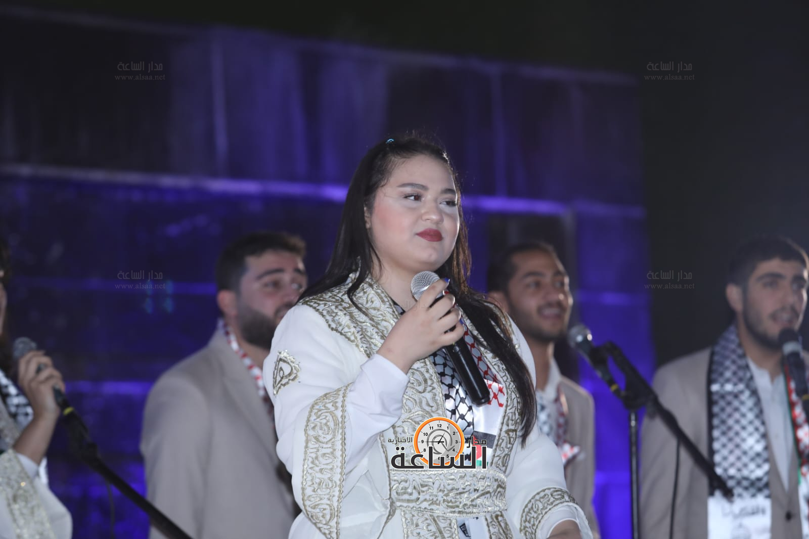 Madar Al-Saa Images 0.9631520465981445