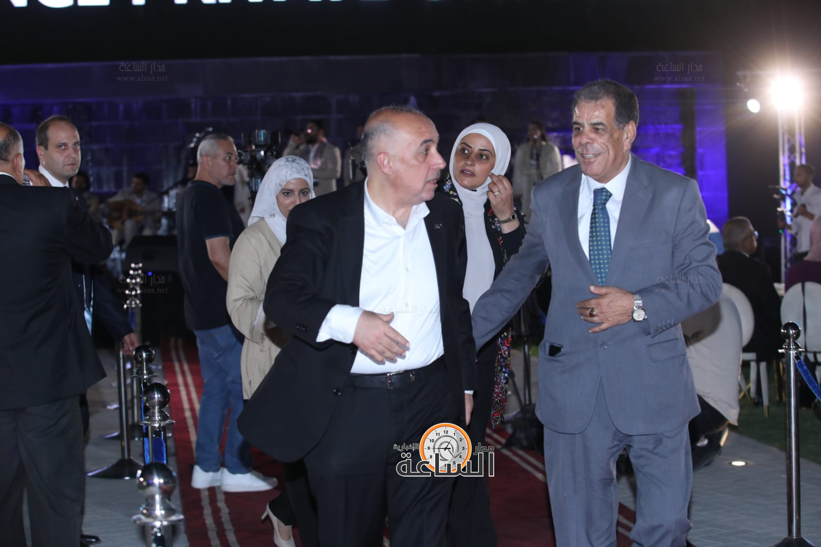 Madar Al-Saa Images 0.3338670313849976