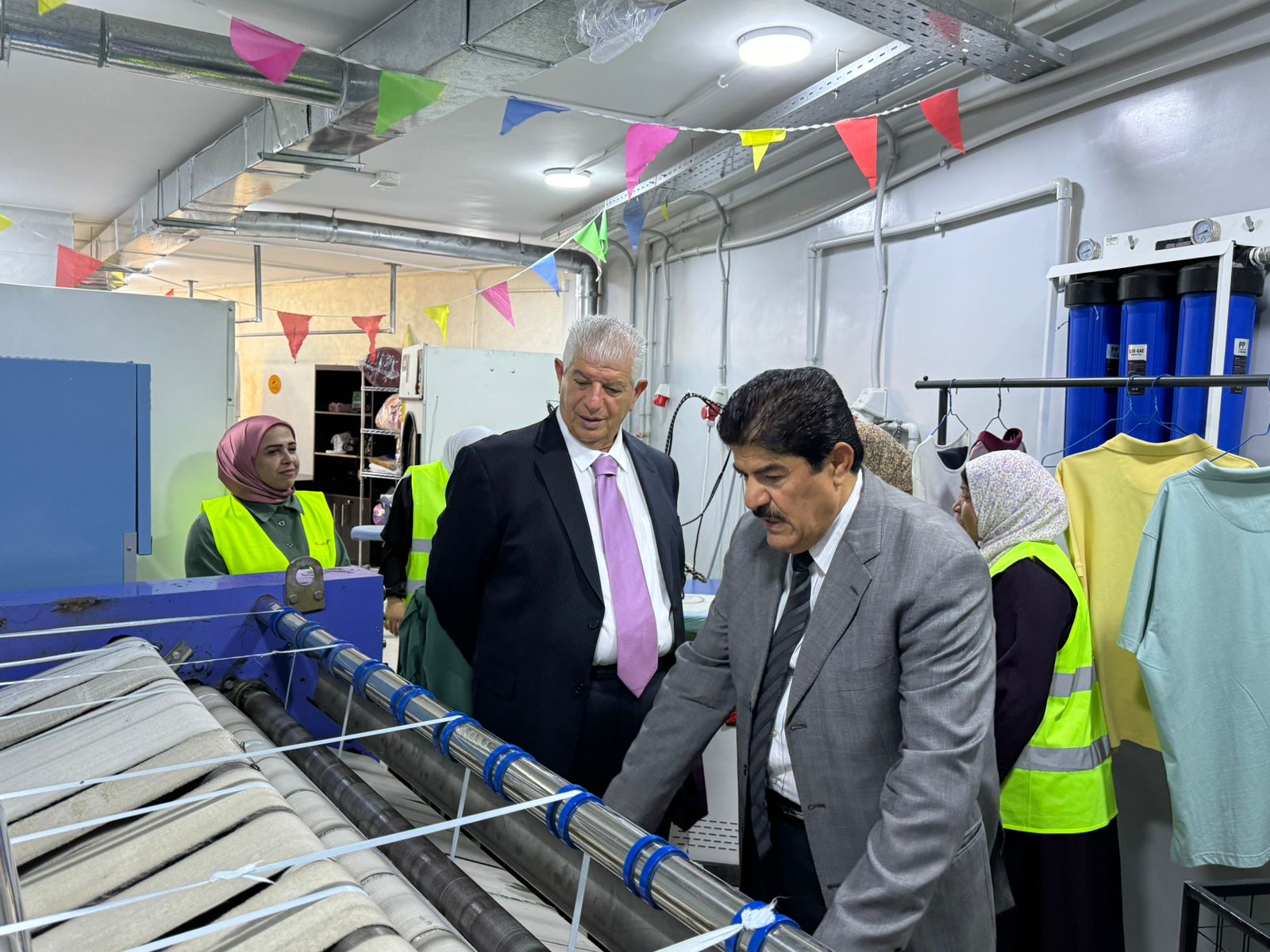 Madar Al-Saa Images 0.416970756247528