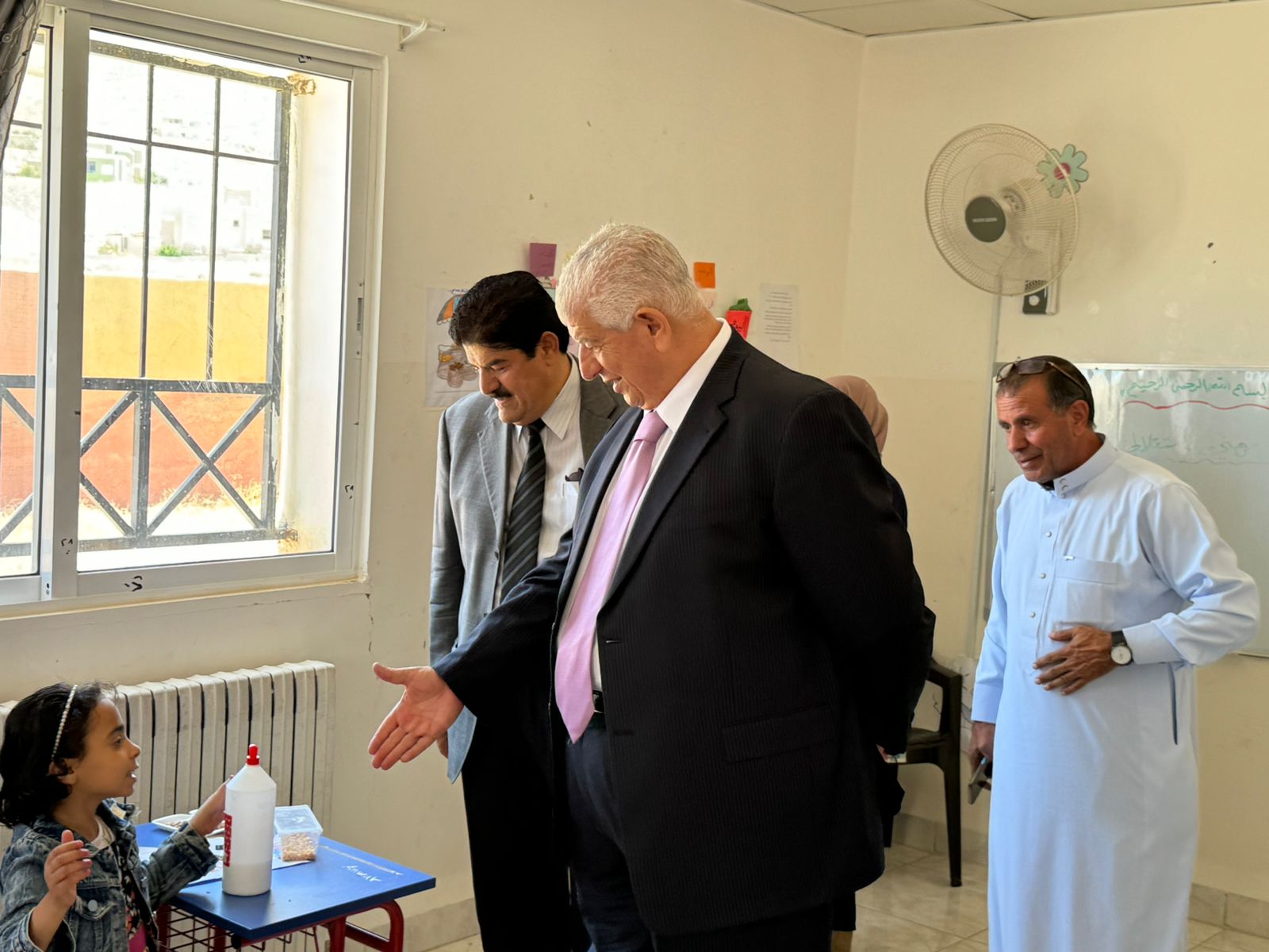 Madar Al-Saa Images 0.8500145010401892