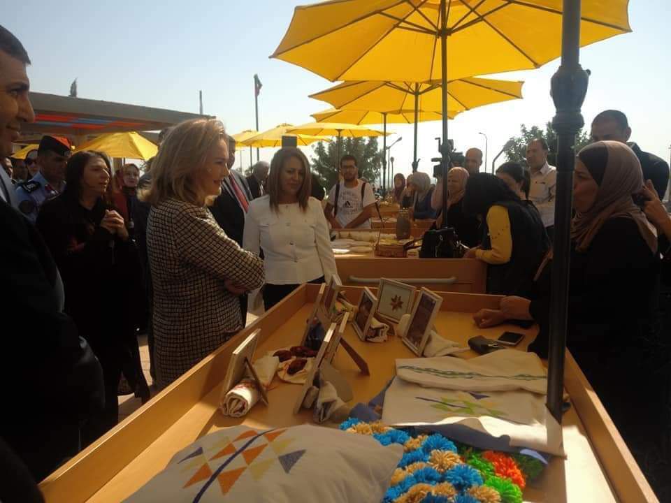 Madar Al-Saa Images 0.6773819717358398