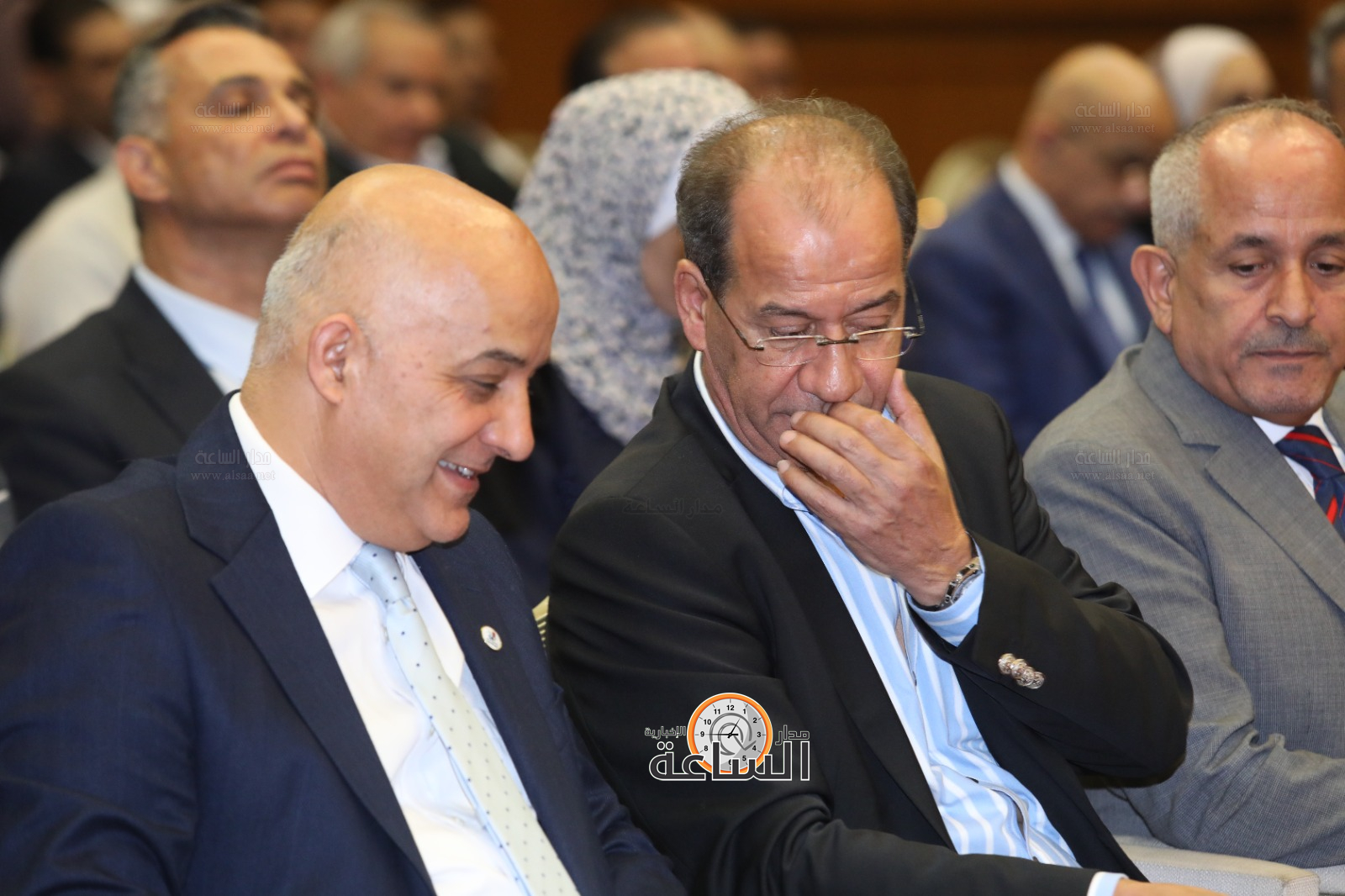 Madar Al-Saa Images 0.7728372297362305