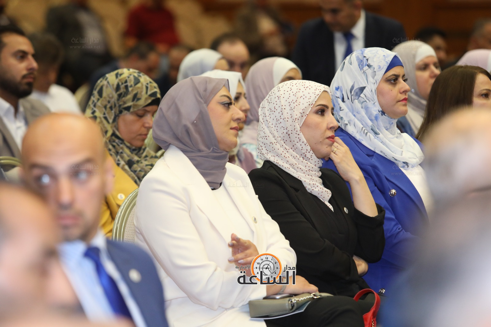 Madar Al-Saa Images 0.7042710576531706