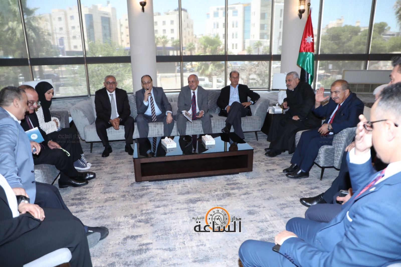 Madar Al-Saa Images 0.7762915705033426