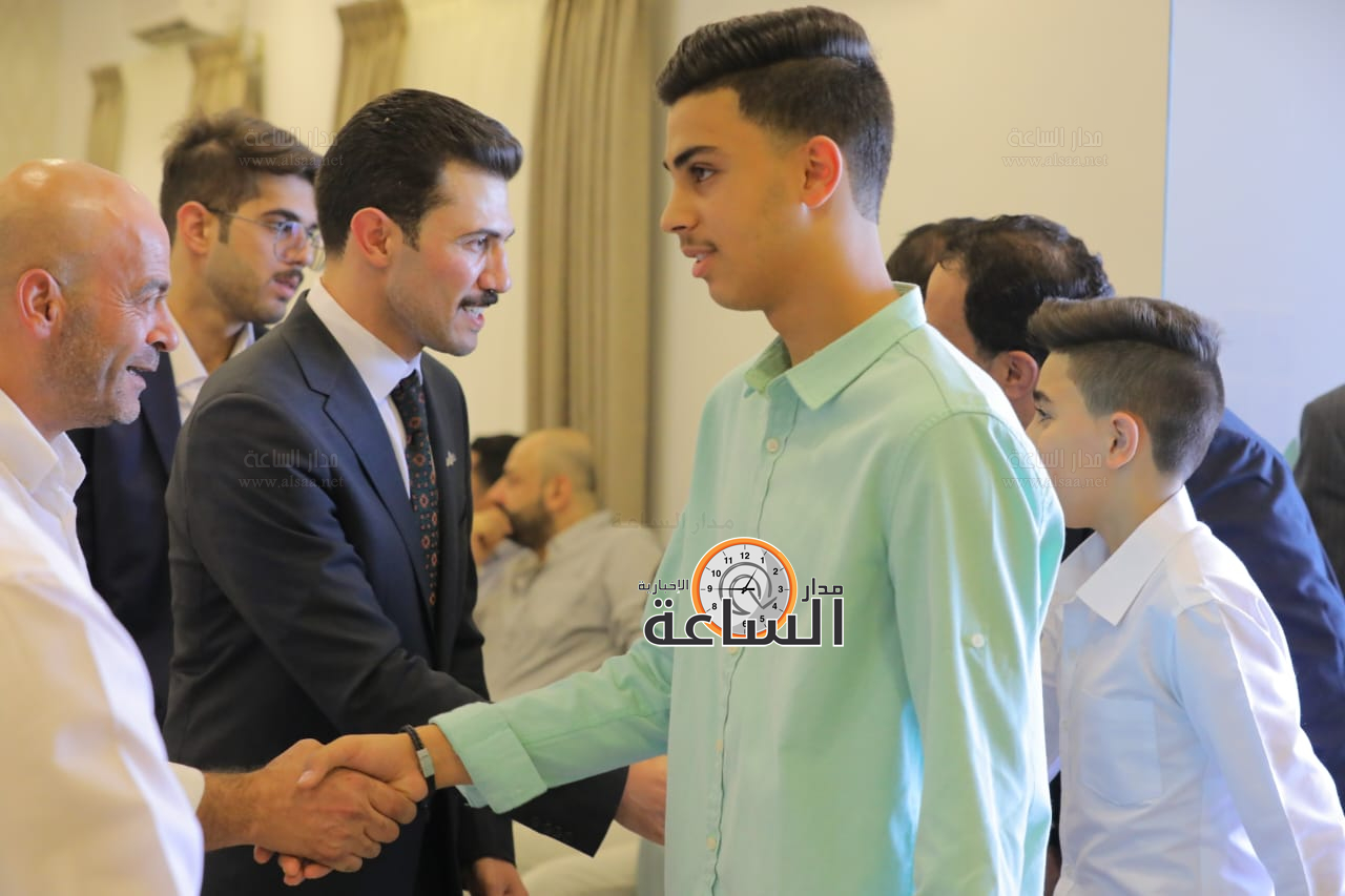 Madar Al-Saa Images 0.9084123665982602