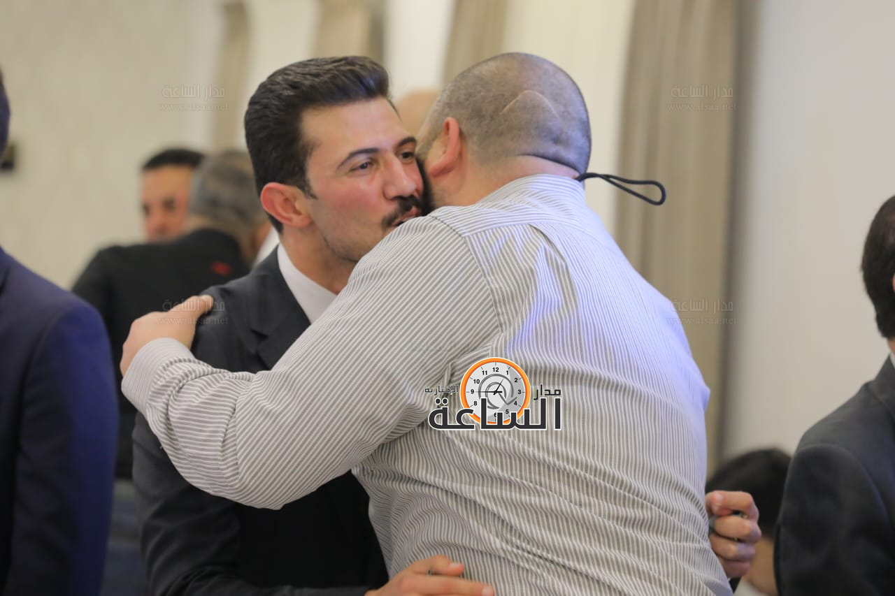 Madar Al-Saa Images 0.19192976481249135