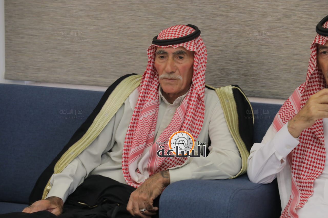 Madar Al-Saa Images 0.35890652899066144