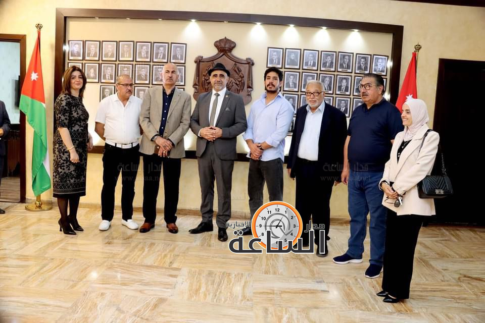 Madar Al-Saa Images 0.02233411623099646