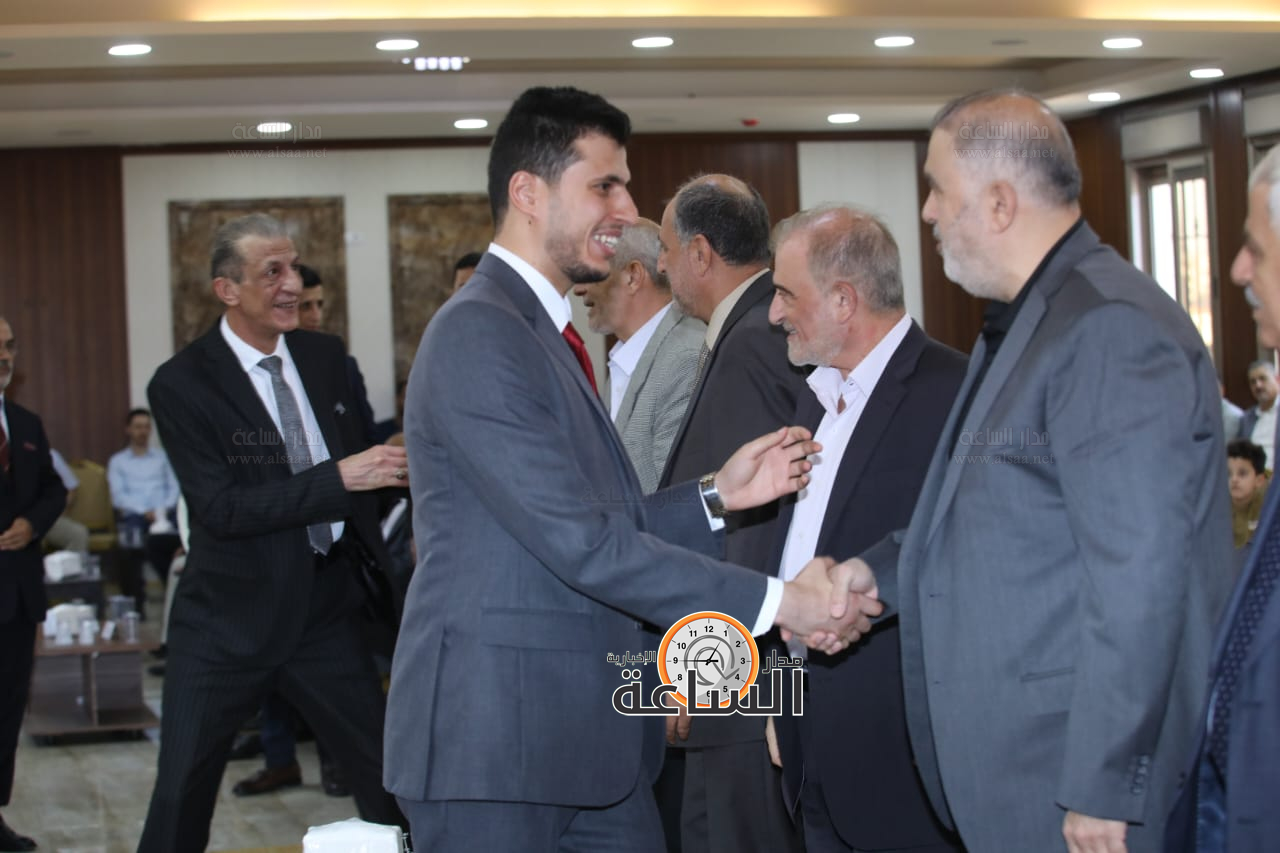 Madar Al-Saa Images 0.4344787348543211