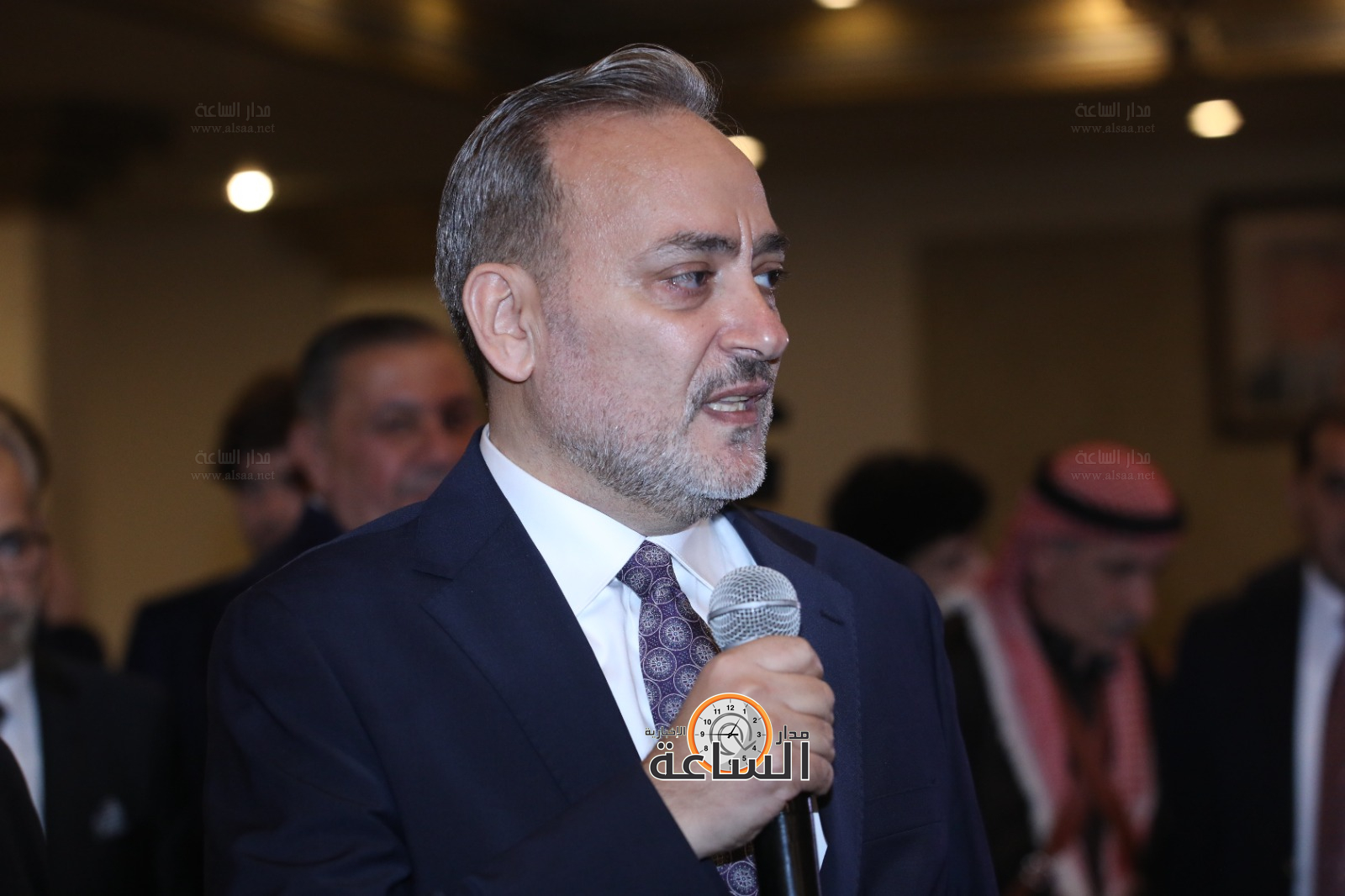 Madar Al-Saa Images 0.3286931159228501