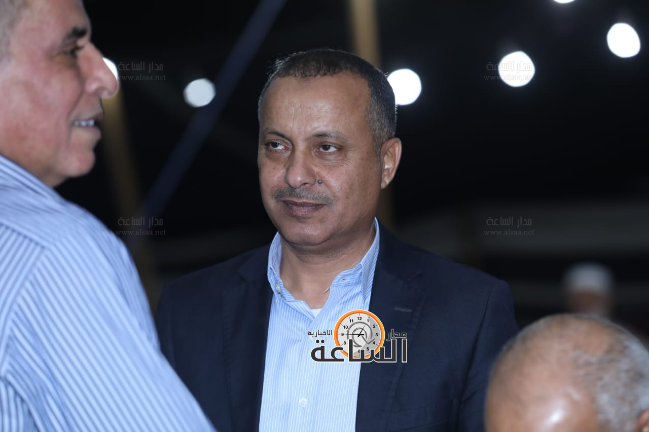 Madar Al-Saa Images 0.41697040702972865