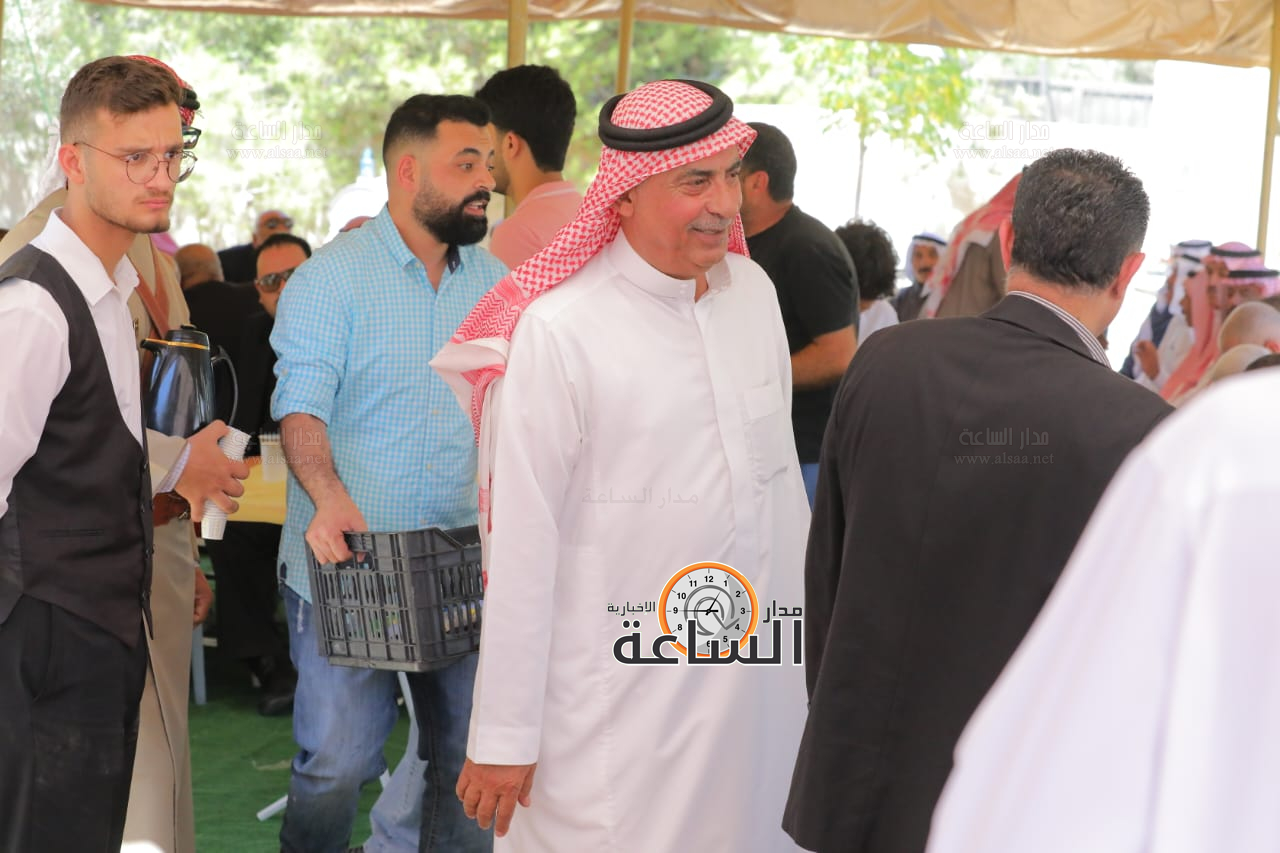 Madar Al-Saa Images 0.7895632449501584