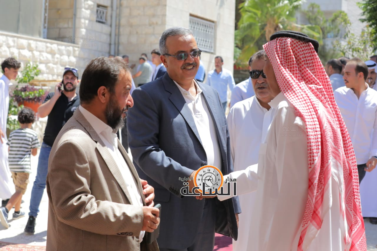 Madar Al-Saa Images 0.6434999111302111