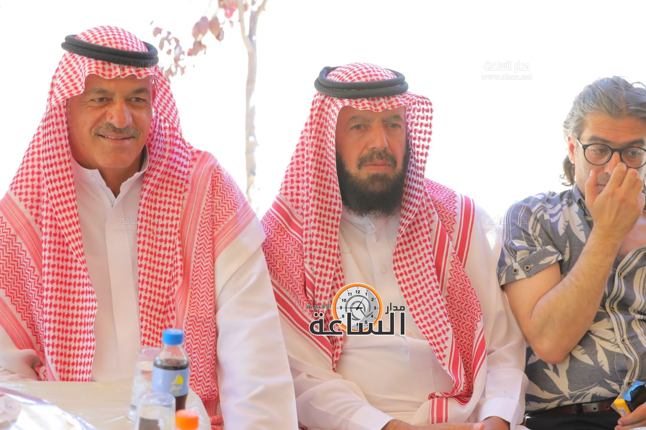 Madar Al-Saa Images 0.47039350873137065