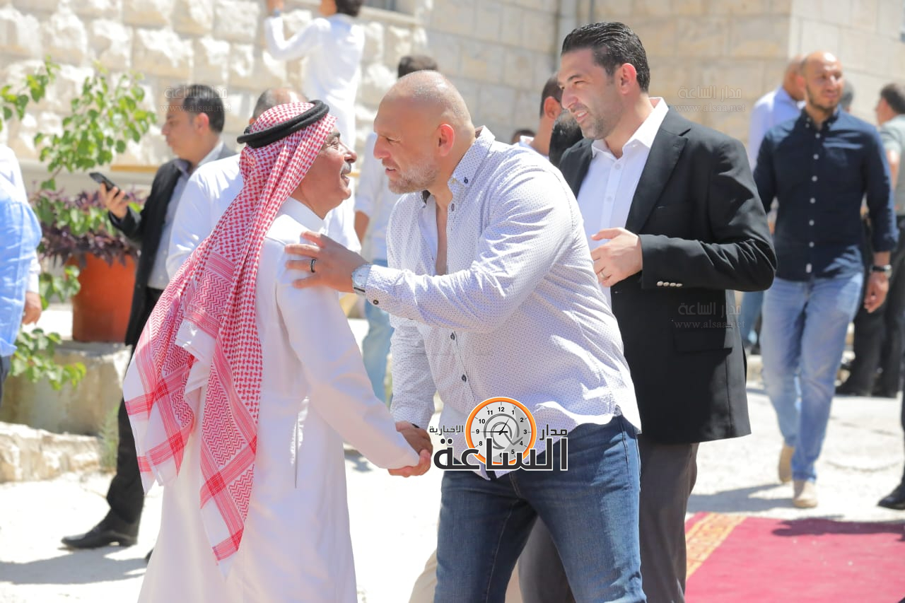 Madar Al-Saa Images 0.2707335743088852