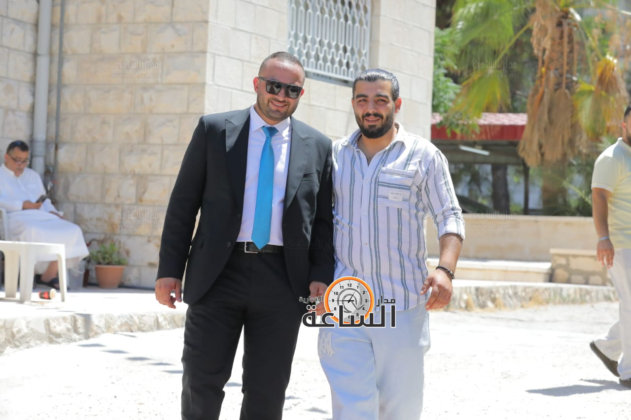 Madar Al-Saa Images 0.4489548272276618