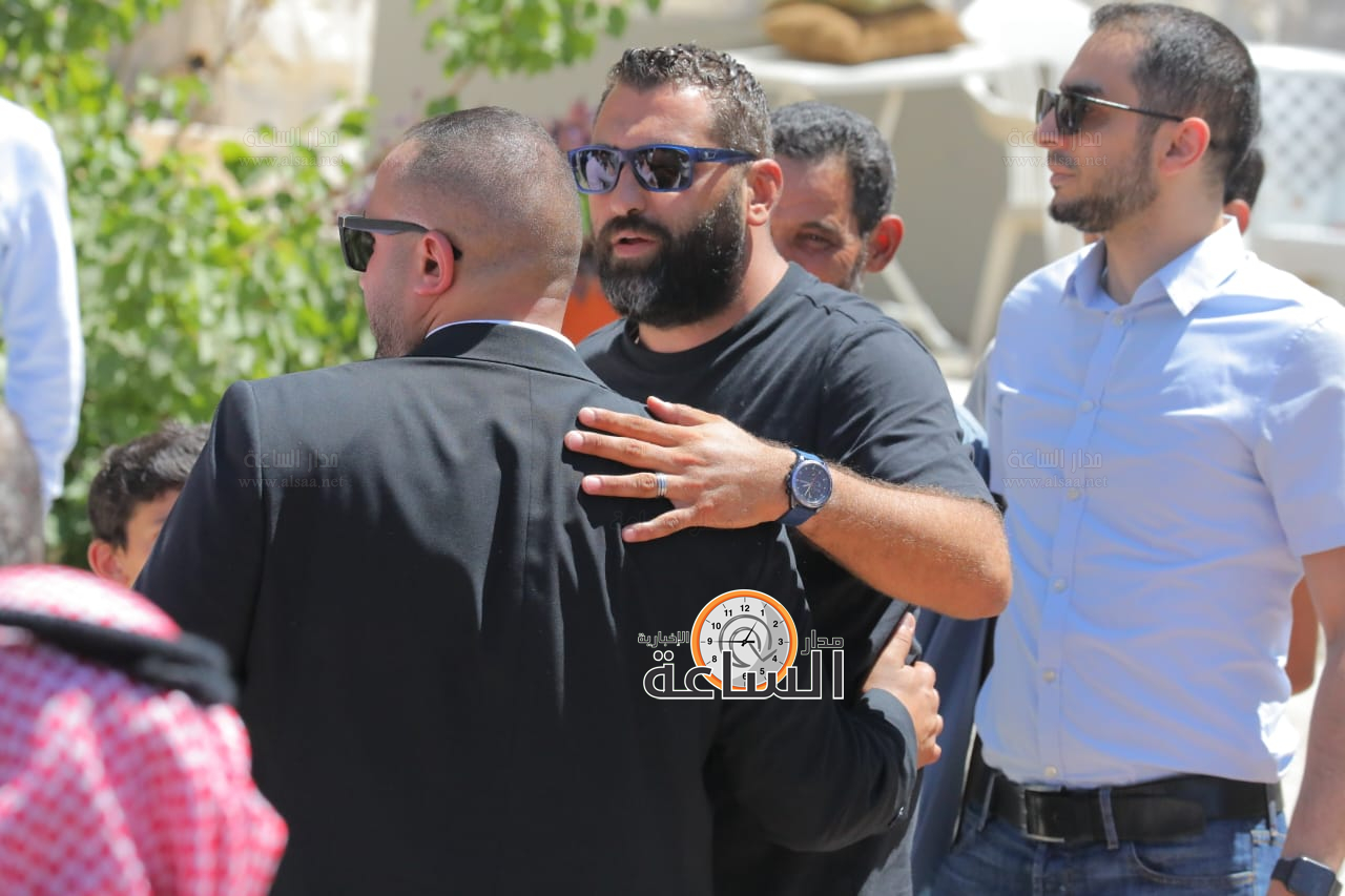 Madar Al-Saa Images 0.7637362087759461