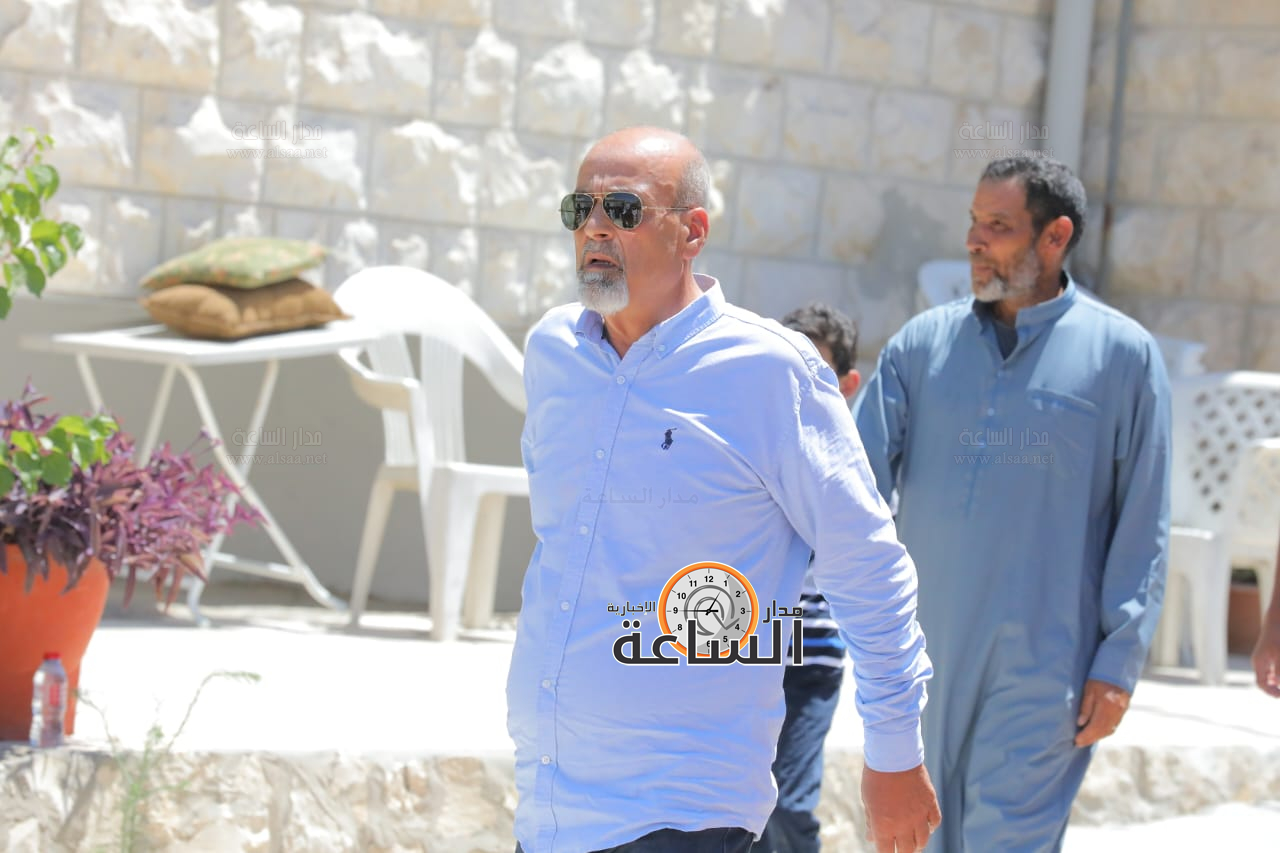 Madar Al-Saa Images 0.46730978225487063