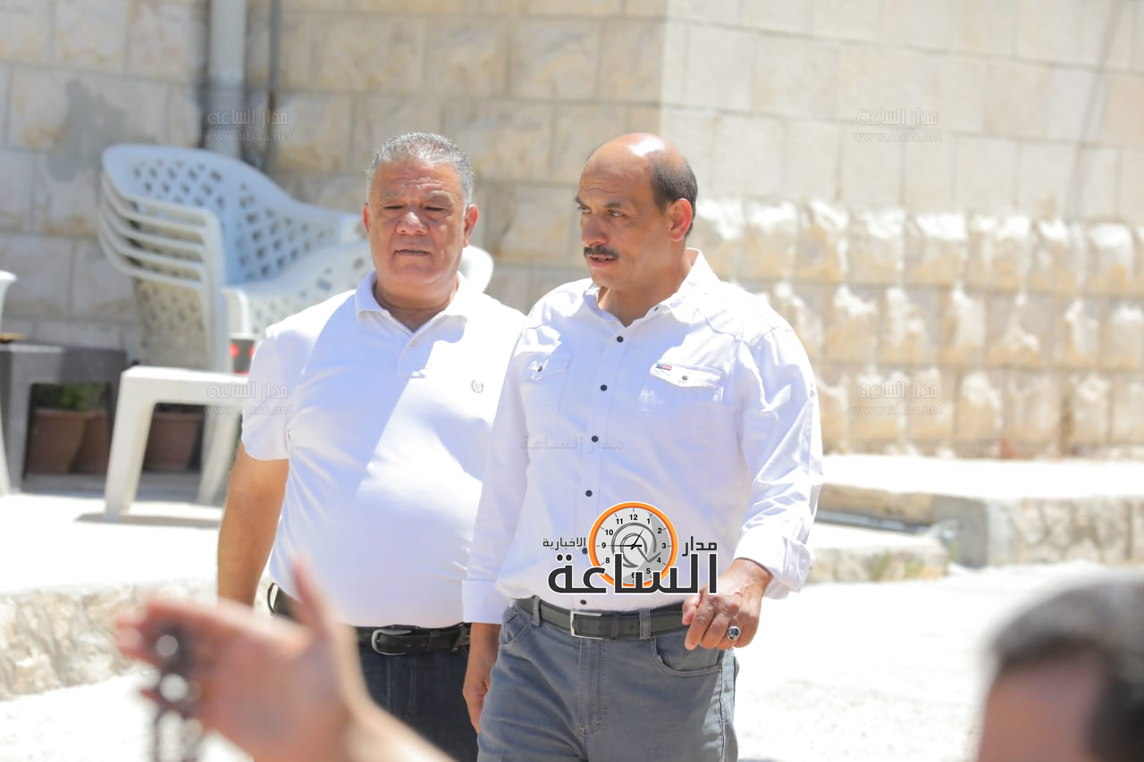 Madar Al-Saa Images 0.5441460999937255