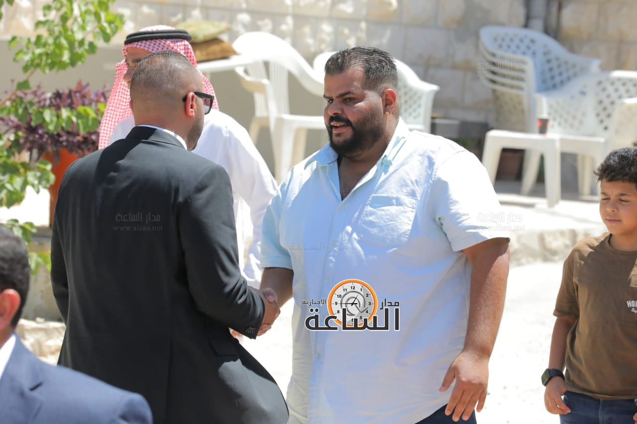 Madar Al-Saa Images 0.004829958542835744