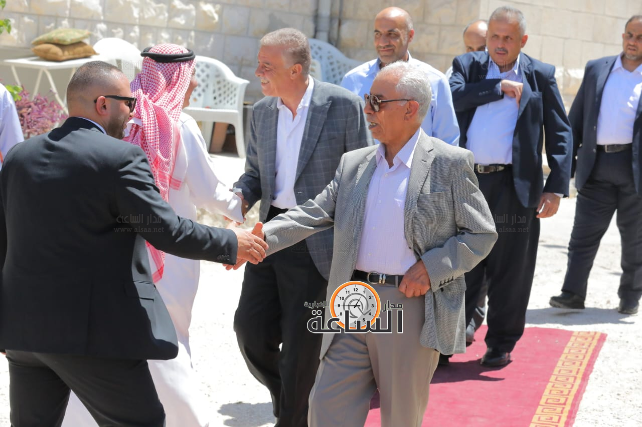 Madar Al-Saa Images 0.18552620668406816