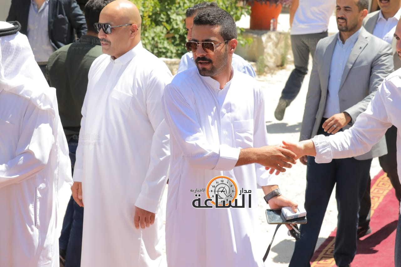 Madar Al-Saa Images 0.44297243547668286