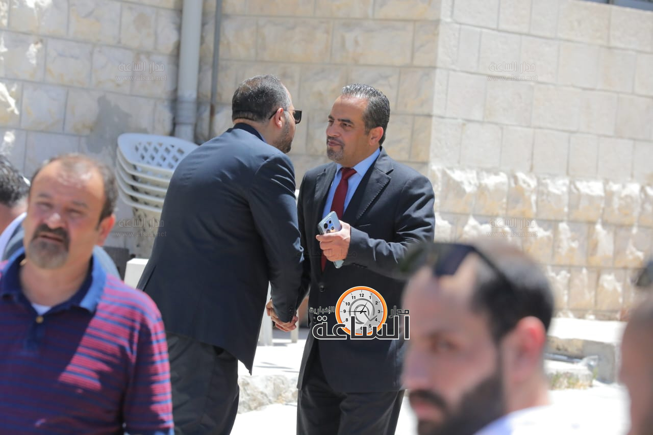 Madar Al-Saa Images 0.6300367235354418