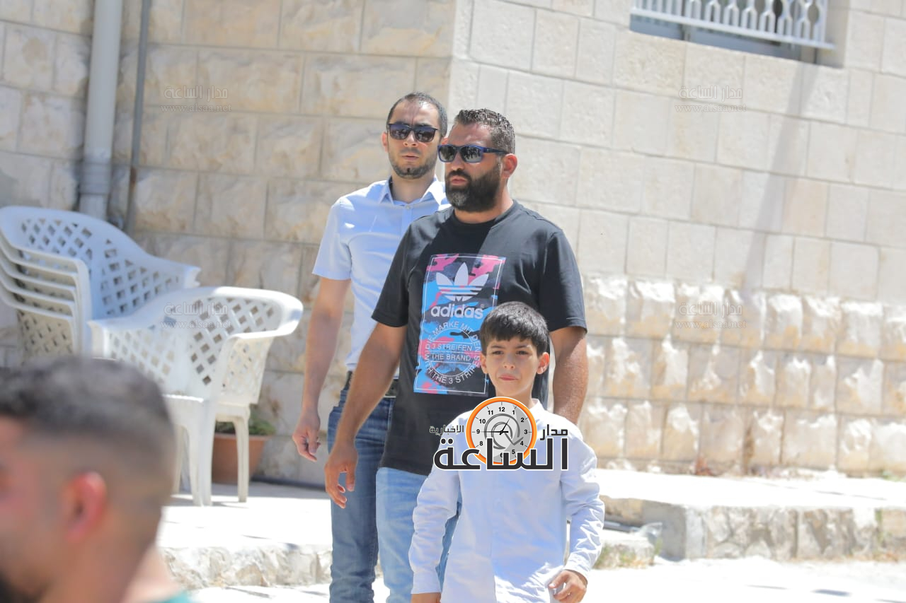 Madar Al-Saa Images 0.47268975280771985