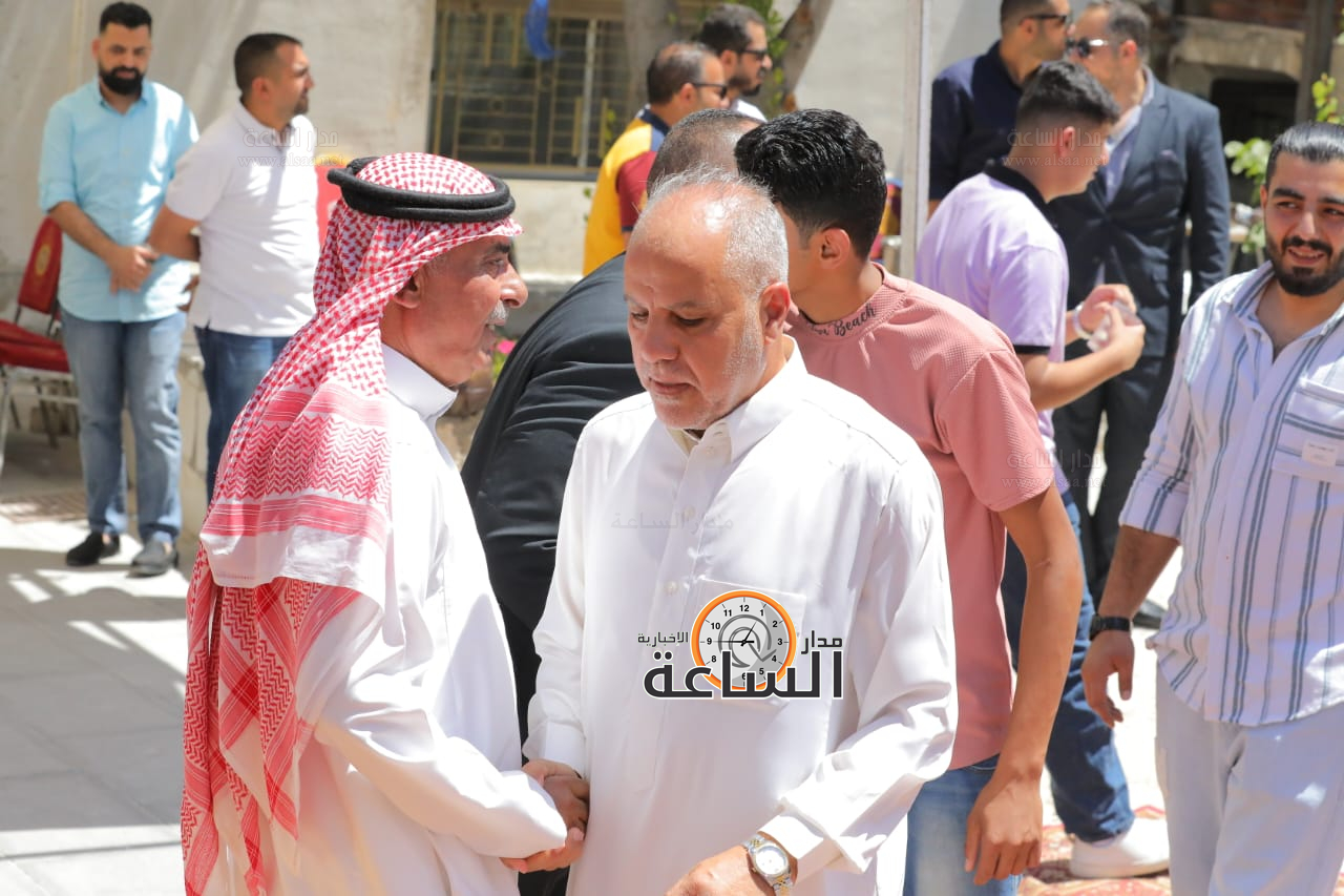 Madar Al-Saa Images 0.42642956590497016