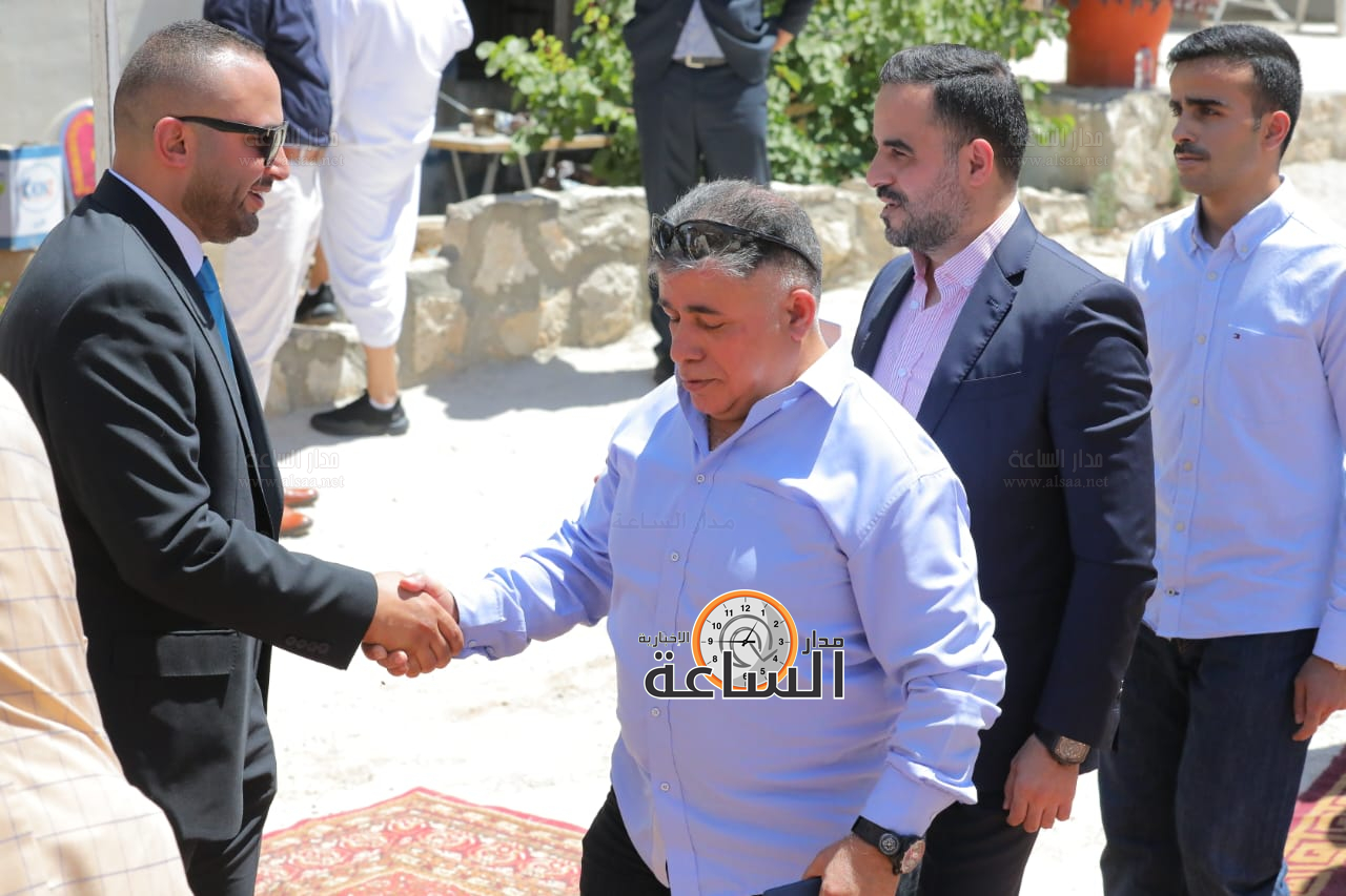 Madar Al-Saa Images 0.4440390329177766