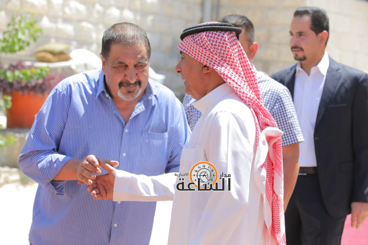 Madar Al-Saa Images 0.11672672558883757