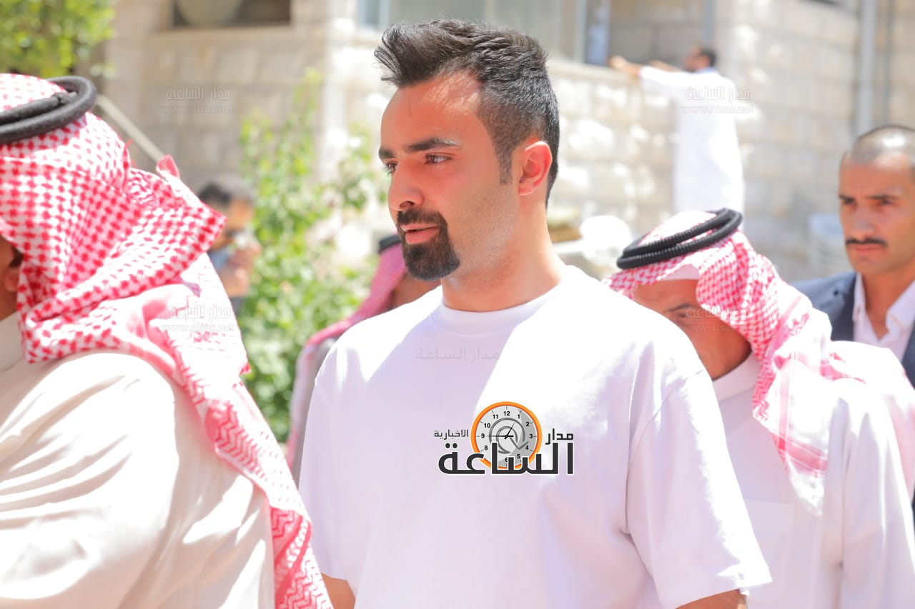 Madar Al-Saa Images 0.9301940517007321