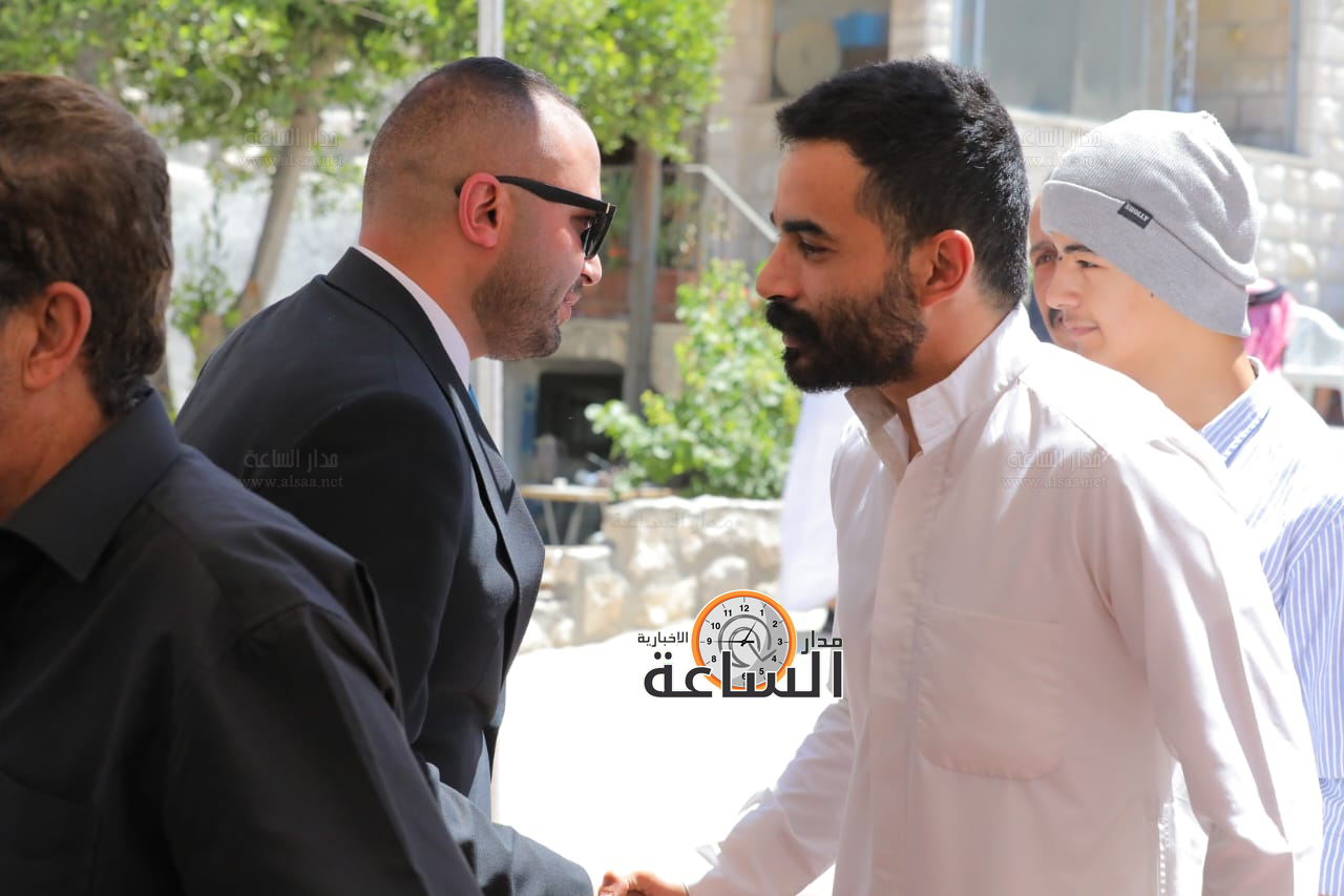 Madar Al-Saa Images 0.11531487664162365