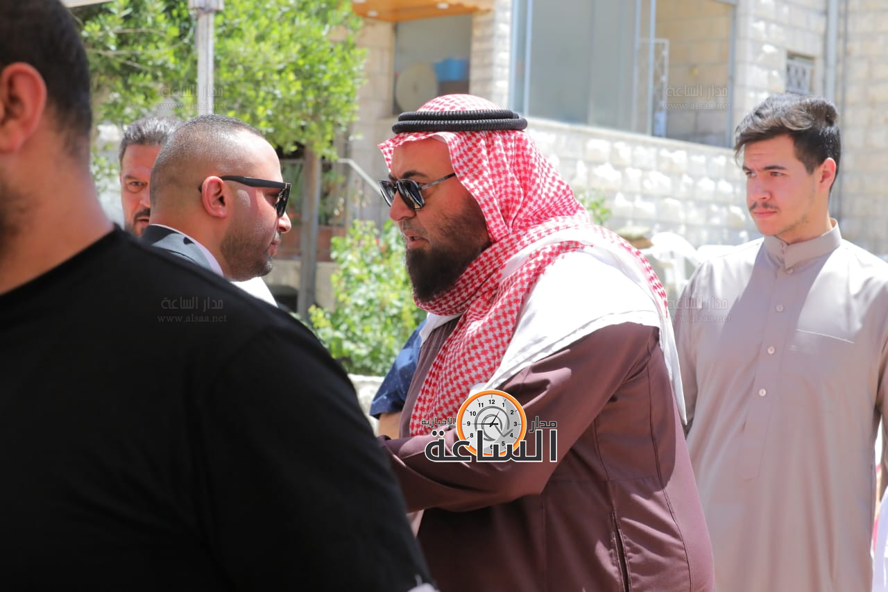 Madar Al-Saa Images 0.5341309411401618