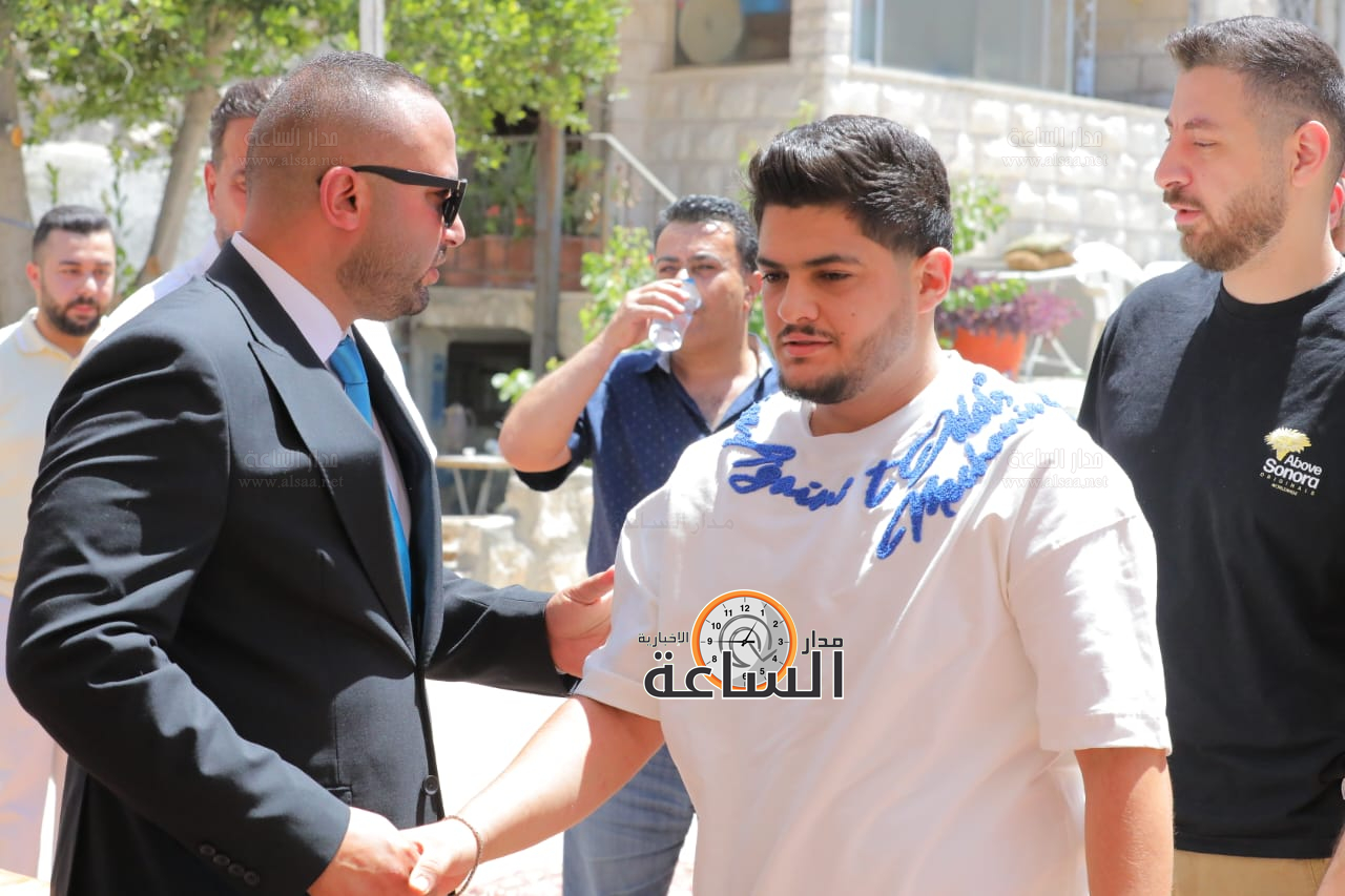 Madar Al-Saa Images 0.607988657080087