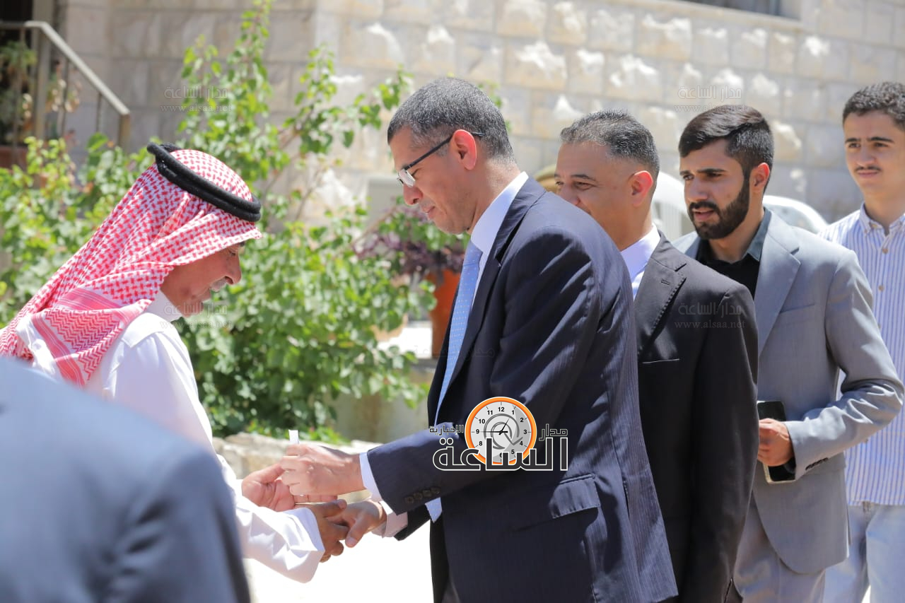 Madar Al-Saa Images 0.6674367142063695