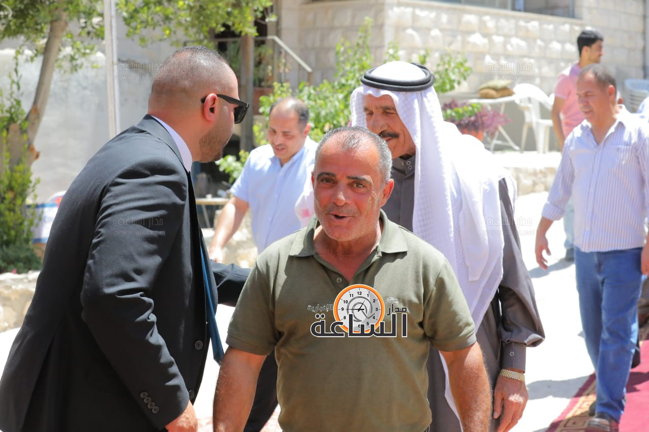 Madar Al-Saa Images 0.1886488274681084