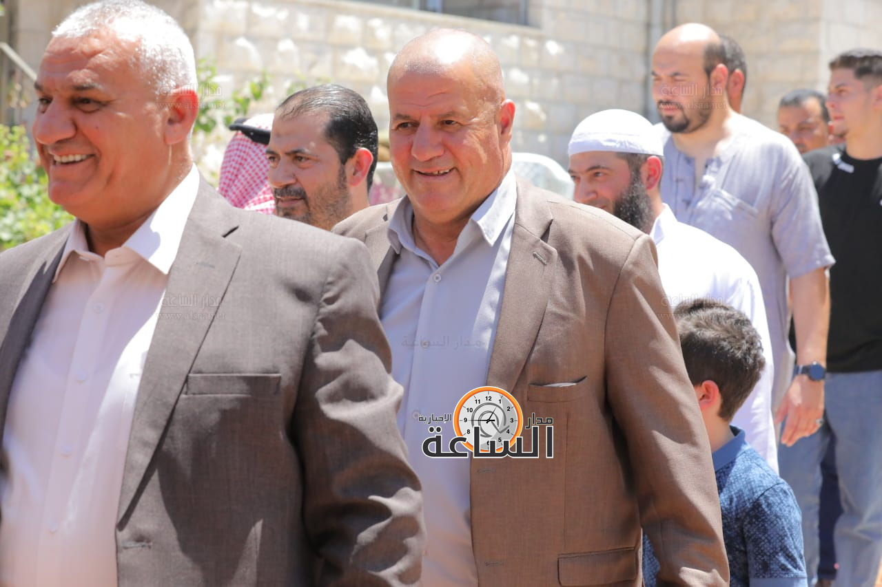 Madar Al-Saa Images 0.09662107269331632